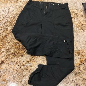 White House black market, black capris with gold buttons